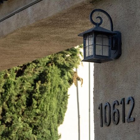Nite Inn At Universal City - Walking Distance To Universal Studios Hollywood Лос Анджелис Екстериор снимка