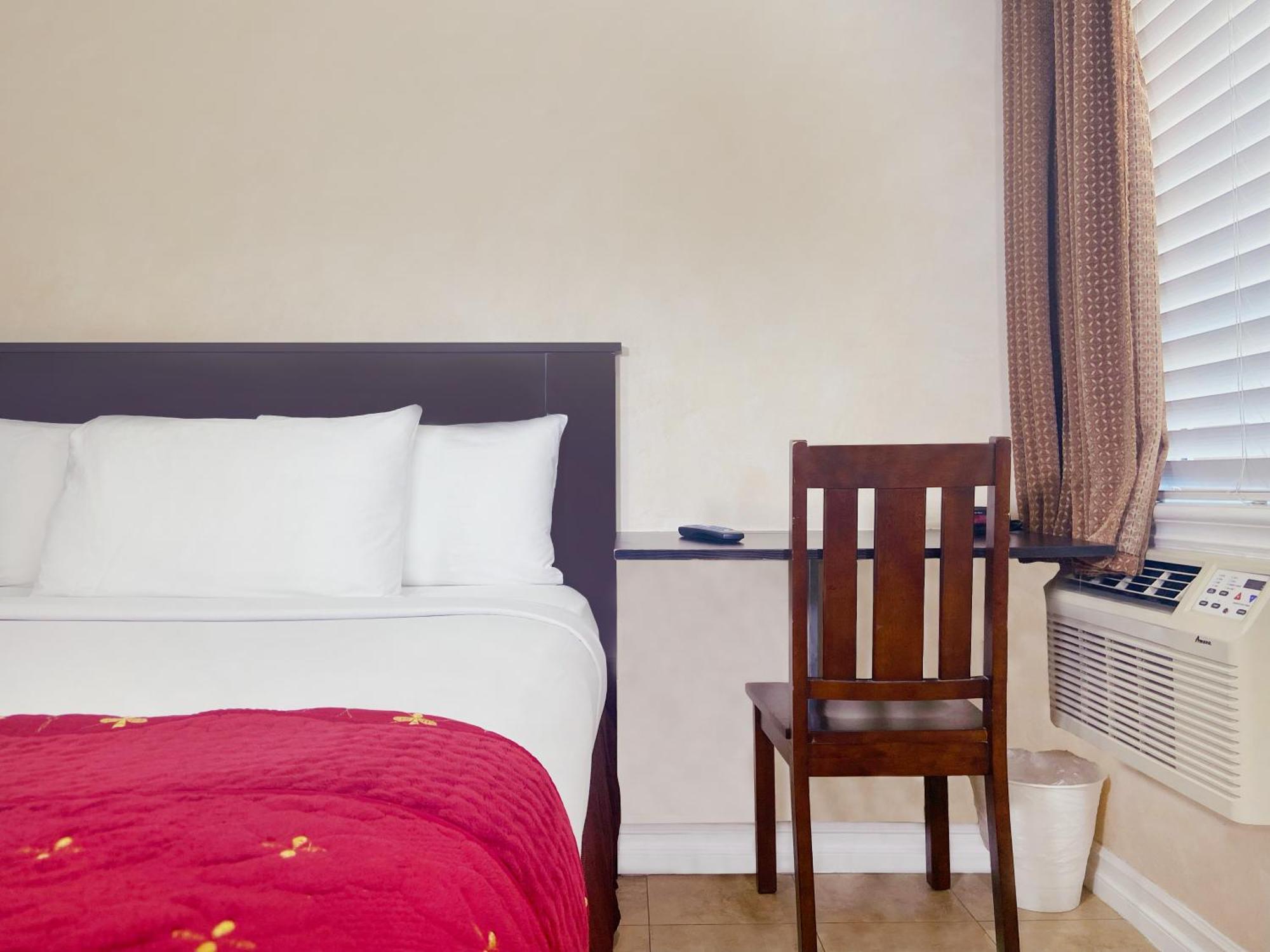 Nite Inn At Universal City - Walking Distance To Universal Studios Hollywood Лос Анджелис Екстериор снимка